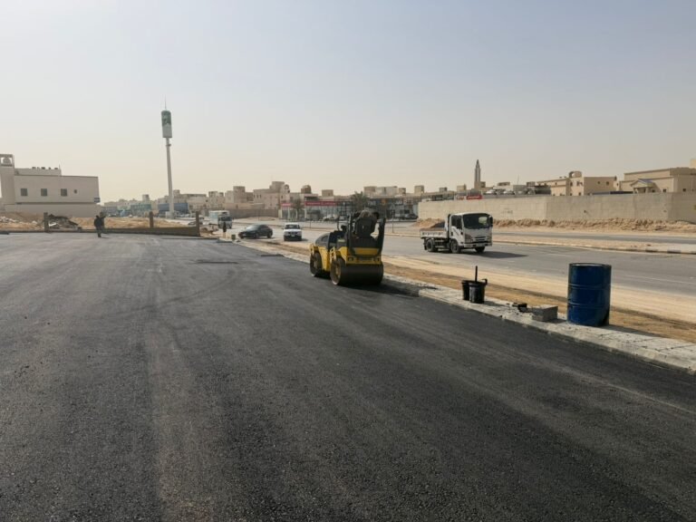 Asphalt surface for a residential property in Riyadh